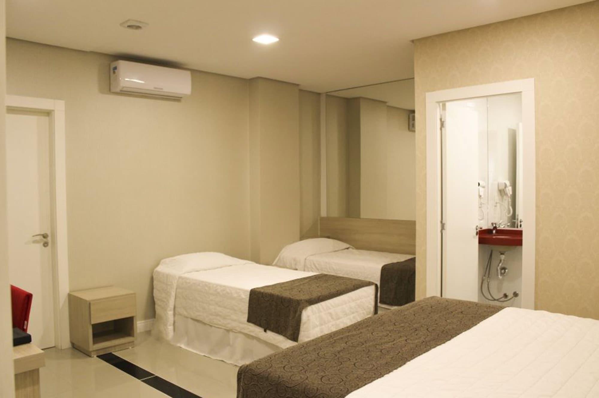 Chapecó Holiday & Business Hotel - Em Frente Ao Centro De Eventos E Arena Conda מראה חיצוני תמונה