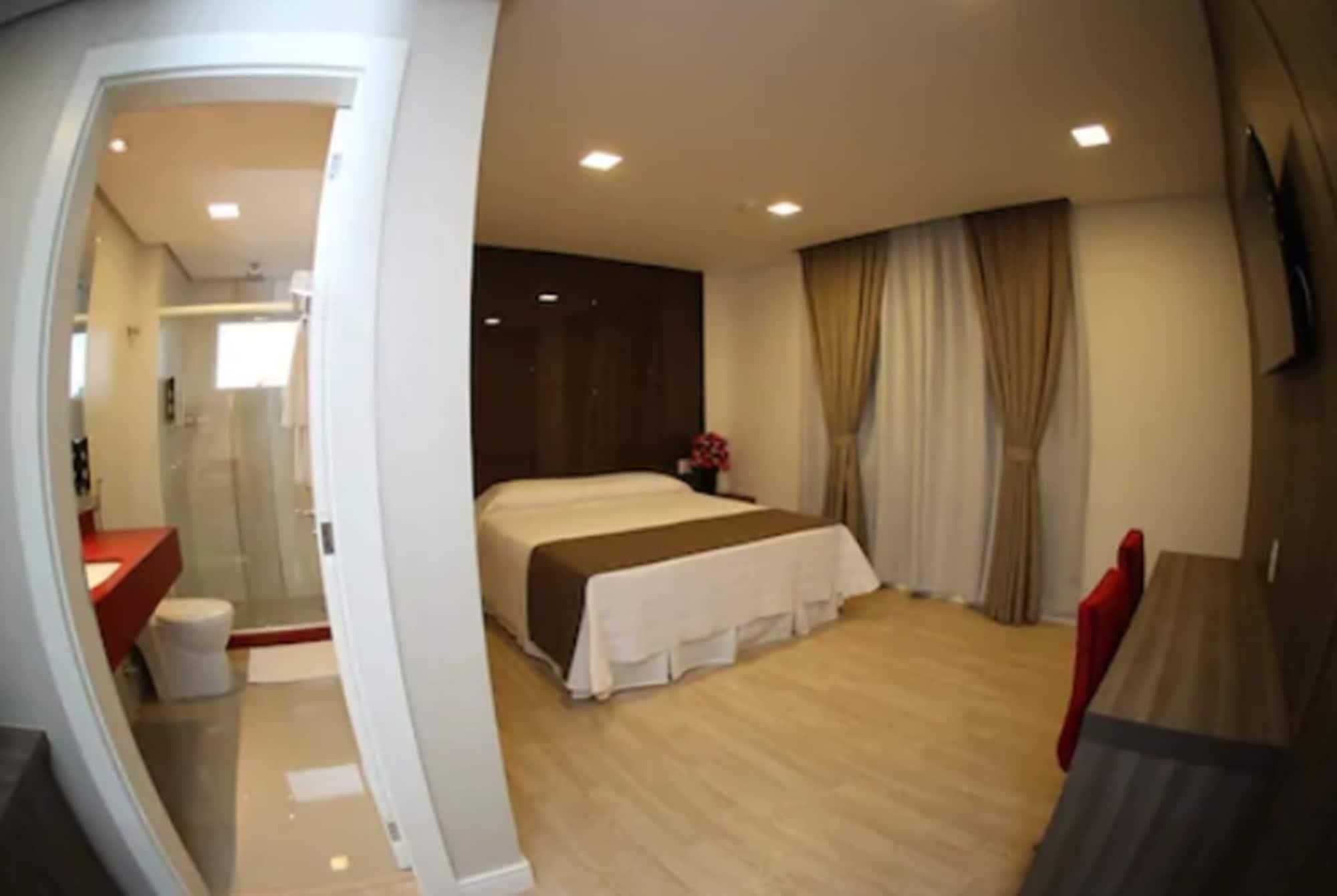 Chapecó Holiday & Business Hotel - Em Frente Ao Centro De Eventos E Arena Conda מראה חיצוני תמונה