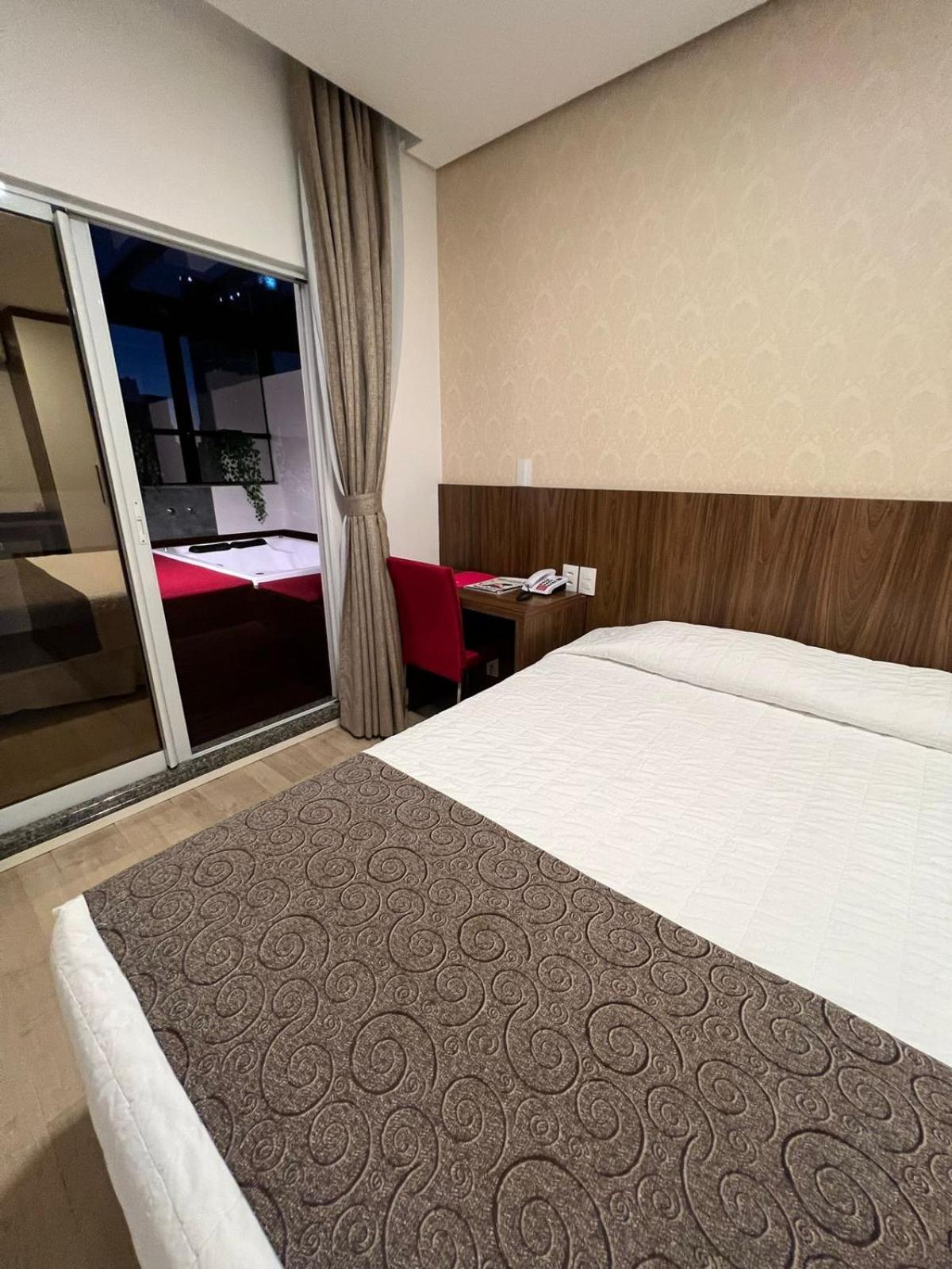 Chapecó Holiday & Business Hotel - Em Frente Ao Centro De Eventos E Arena Conda מראה חיצוני תמונה