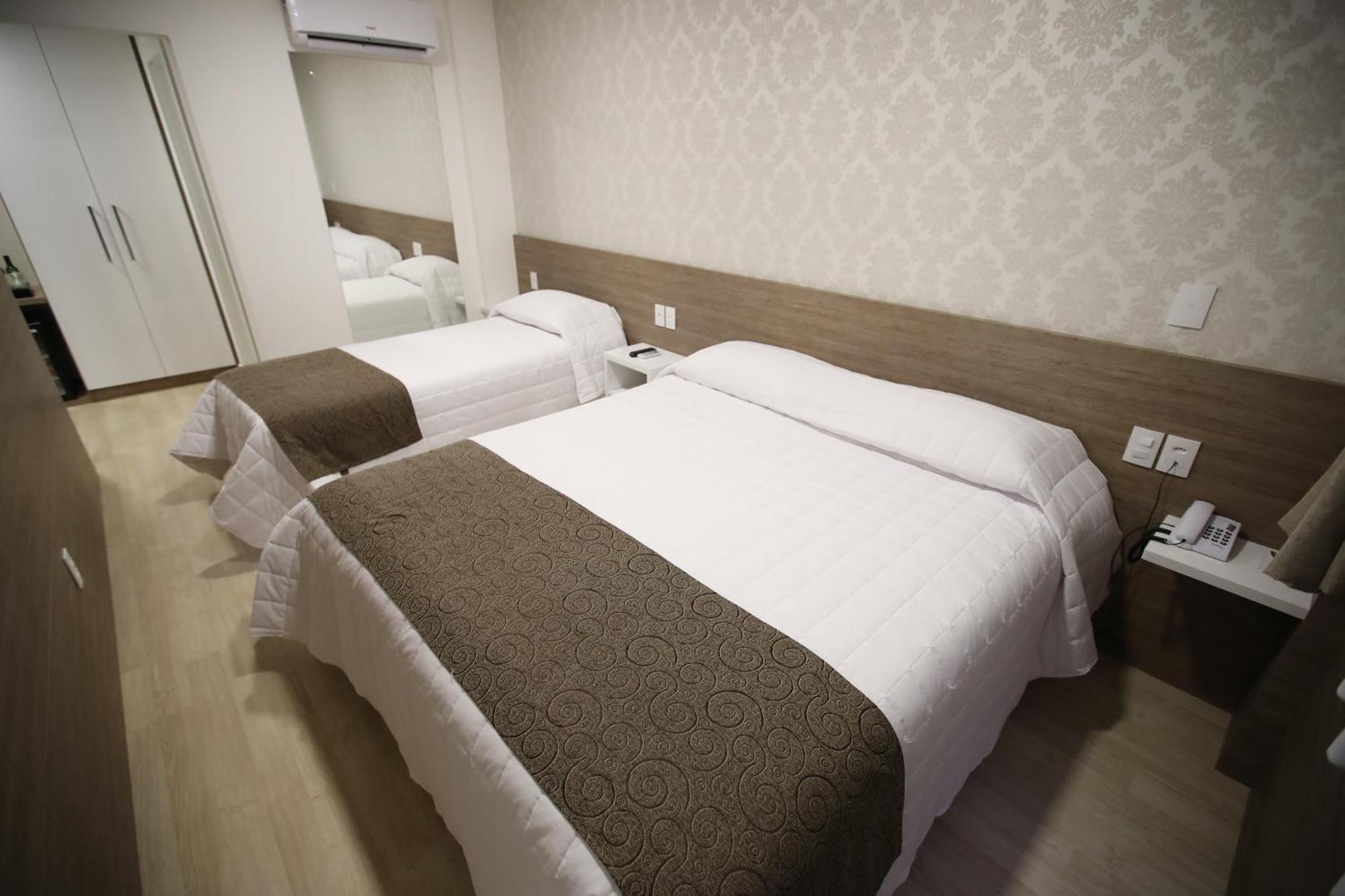 Chapecó Holiday & Business Hotel - Em Frente Ao Centro De Eventos E Arena Conda חדר תמונה
