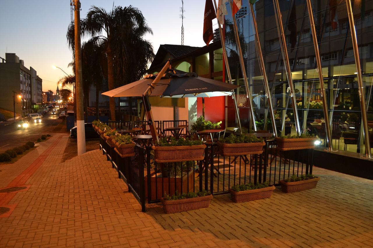 Chapecó Holiday & Business Hotel - Em Frente Ao Centro De Eventos E Arena Conda מראה חיצוני תמונה